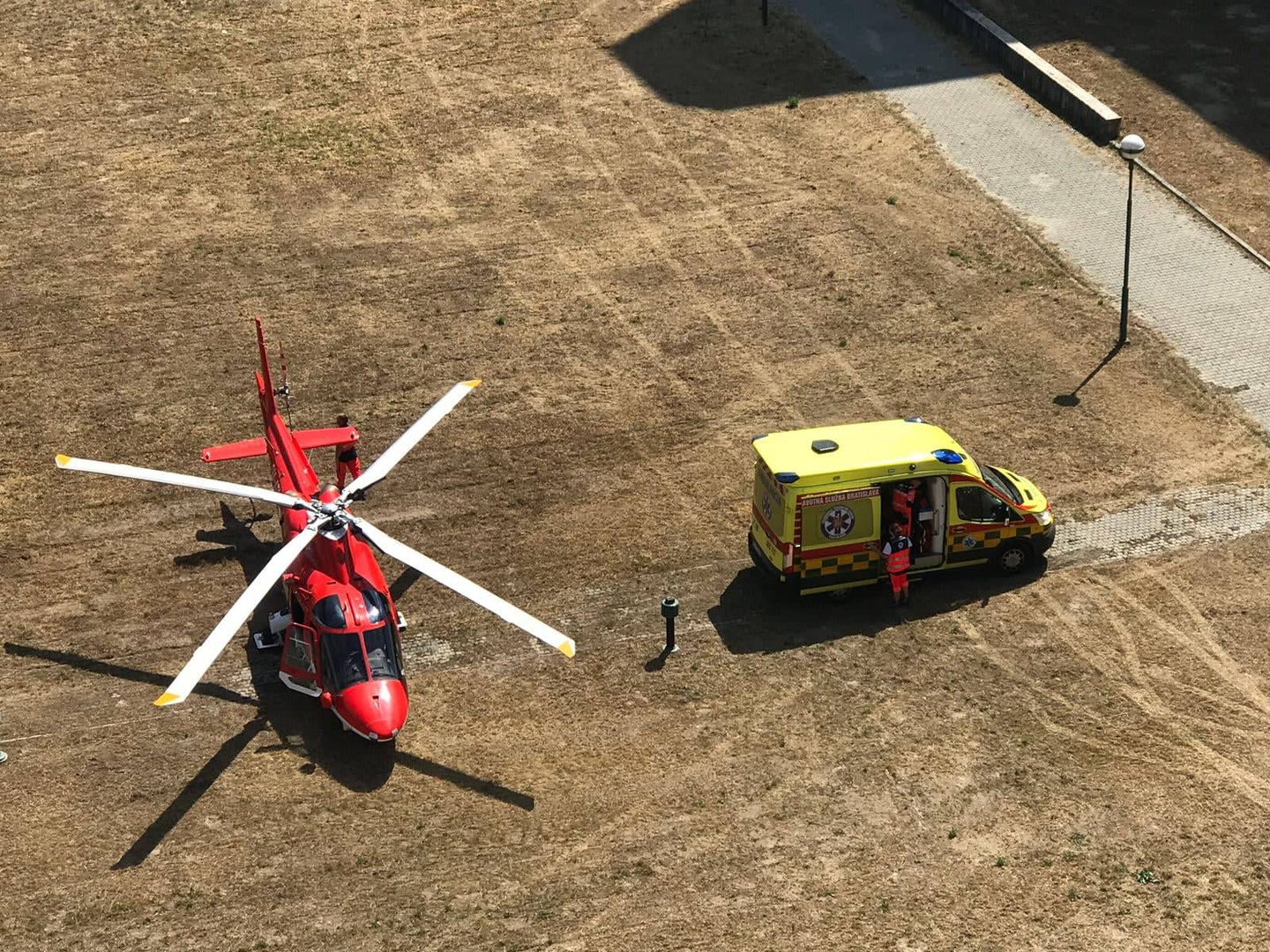 V Perneku zasahoval záchranársky vrtuľník